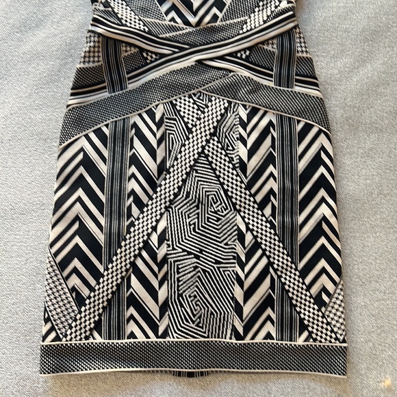 COPY - Herve leger dress - Picture 12 of 15